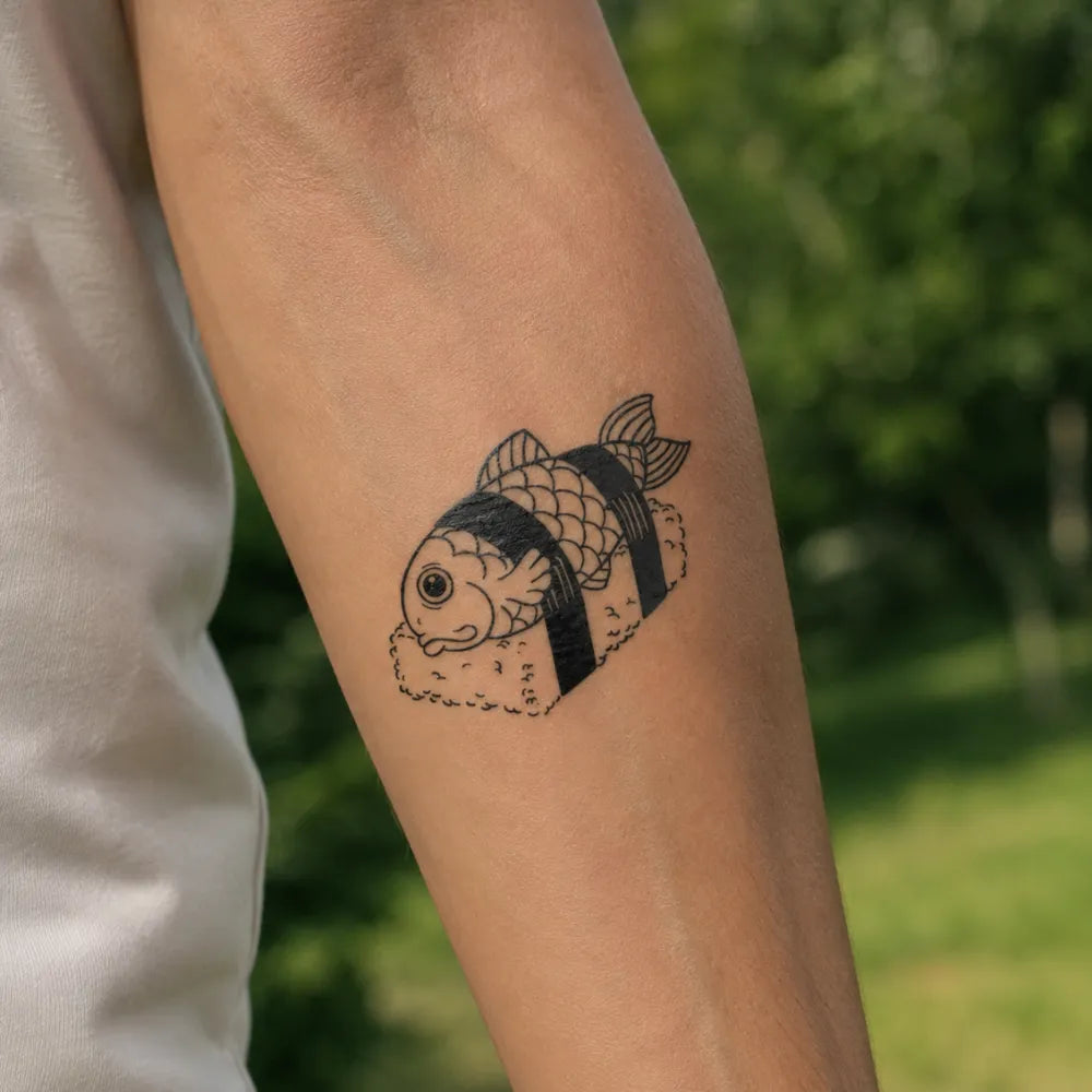 SafeTatt — Sushi Nori · fotografie tetování na kůži