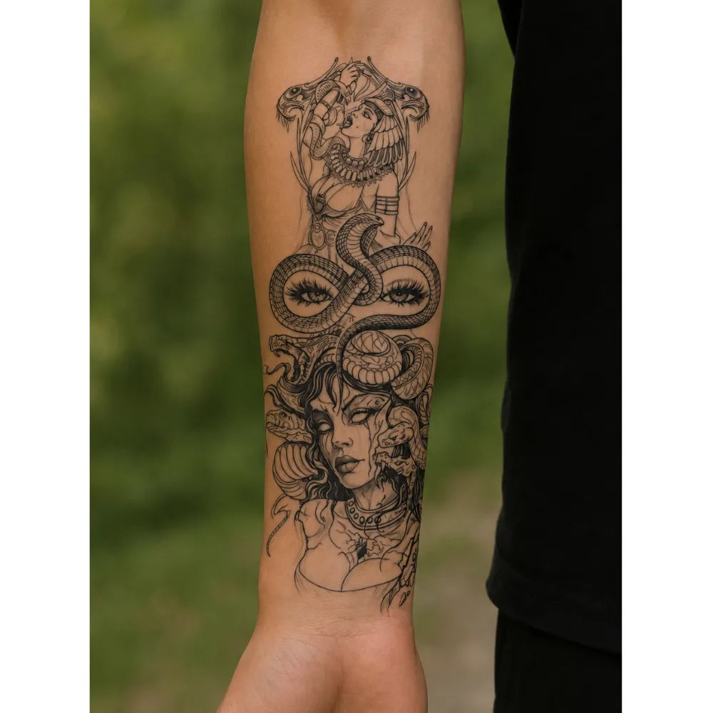 SafeTatt — Serpent Queen · fotografie tetování na kůži